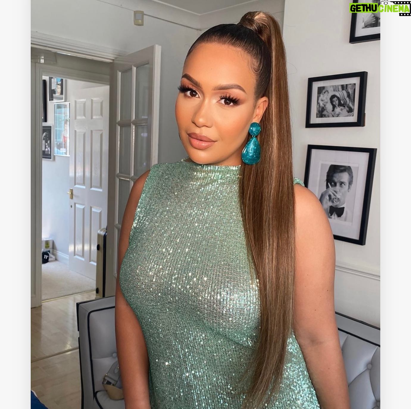 Rebecca Ferguson - 2.8K Likes - Butterfly 🦋 💎🦋