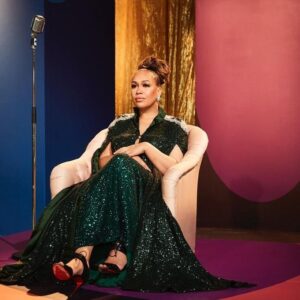 Rebecca Ferguson Instagram - You can watch me on @skytv sitting for the Semi Final of Portrait Artist of the Year on Wednesday 23rd November at 8pm #PAOTY 🎨