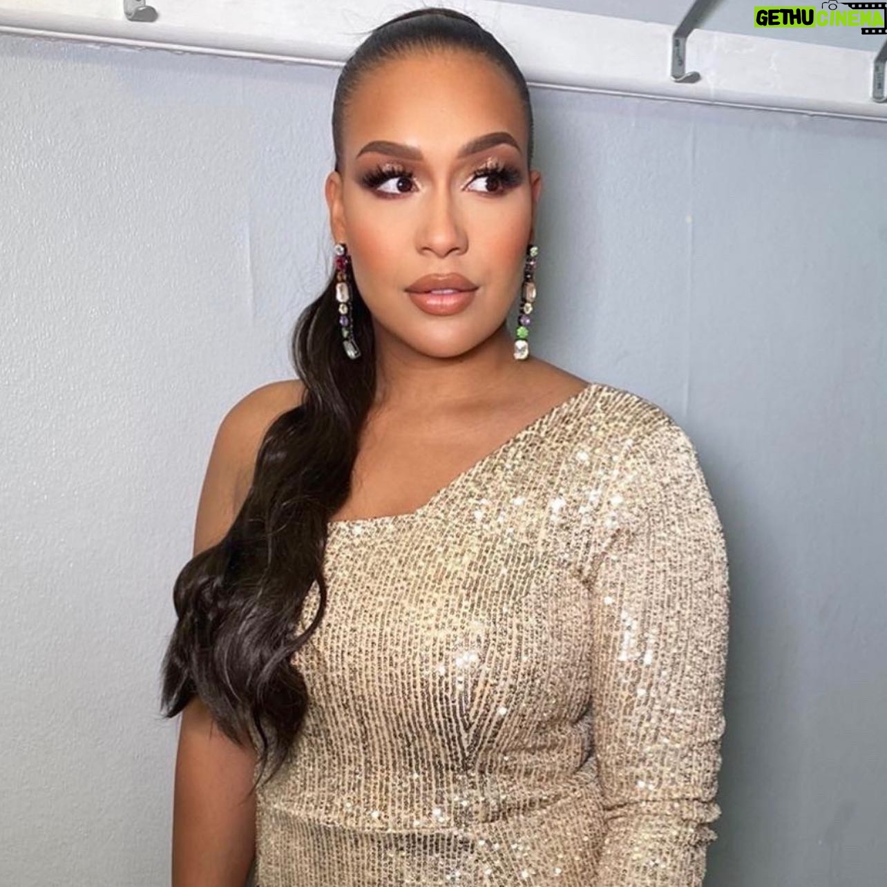 Rebecca Ferguson - 2.1K Likes - 2nd show look 💕
Makeup @caitlinanneduffx
Dress @cinders_party_dress
Nails Becky at Dolly Rockers Yorkshire What a gorgeous soul she is 💕