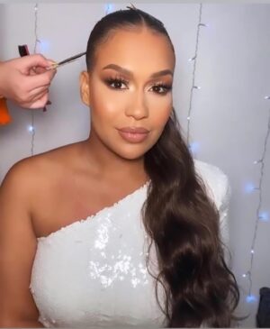 Rebecca Ferguson Instagram - It was so lovely to be home ❤️ Everybody was so lovely and so nice to me,I want to thank you all for an amazing night please tag me in all of your pictures please. I can’t wait to be back in Liverpool performing again ❤️ and how amazing were the @thezutonsofficial 🙌🙌 and @thechicorganization so many hits  @nilerodgers is a god given talent what a blessing to us all to have his music 🙌