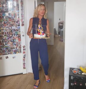 Actress Rebecca Hampton HD Instagram Photos and Wallpapers October 2023