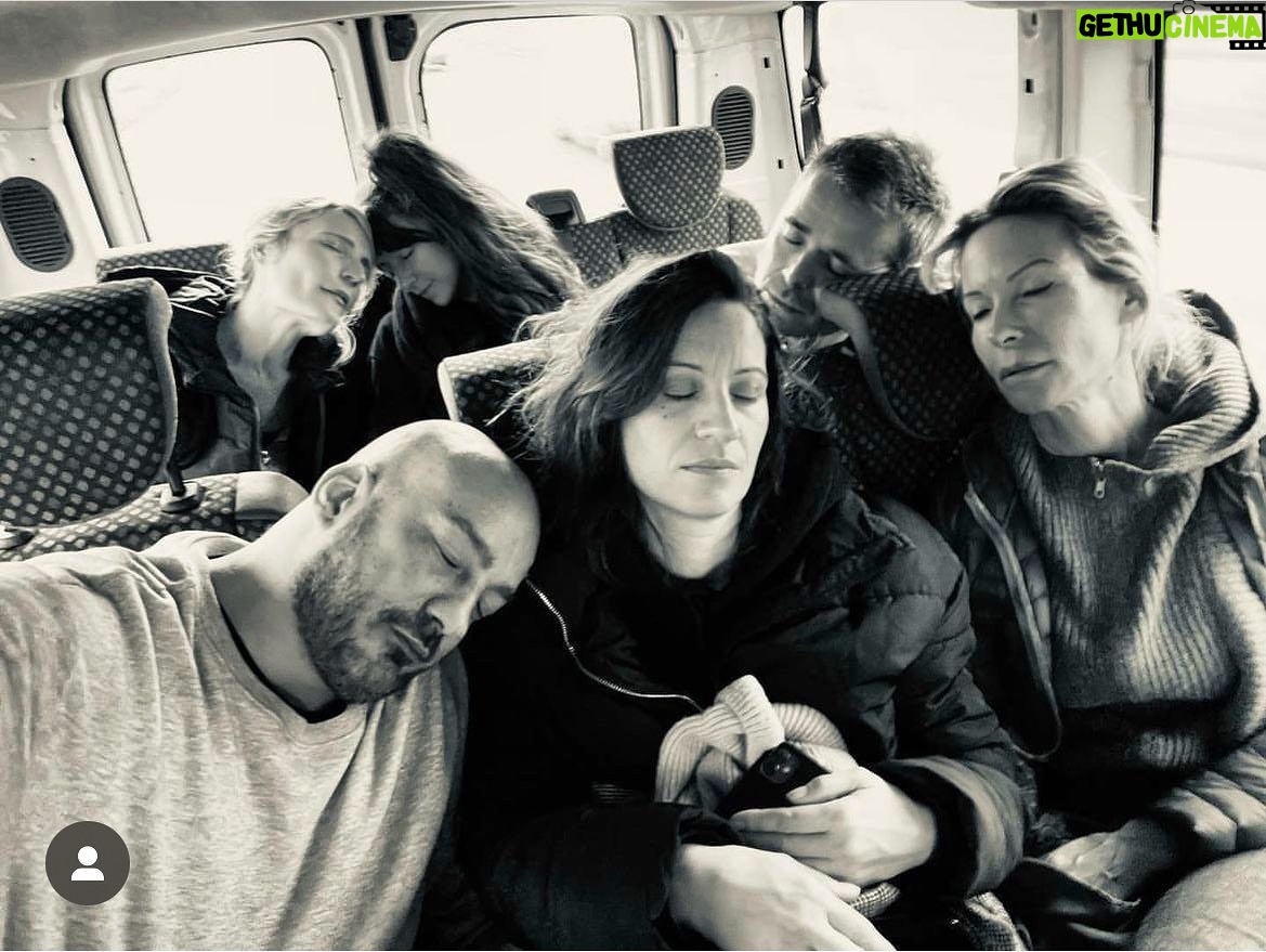 Rebecca Hampton - 709 Likes - Pour le meilleur et pour le pire entre 2 reprĆ©sentations š
On se retrouve ce soir Ć 20h Ć Lens en forme!
#theatre #tournƩe #voyage #fatigue #bonnehumeur #repos #rire