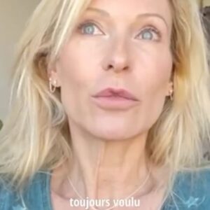 Rebecca Hampton Instagram - Merci à toute l’équipe des @agents.associes pour cette petite vidéo de présentation