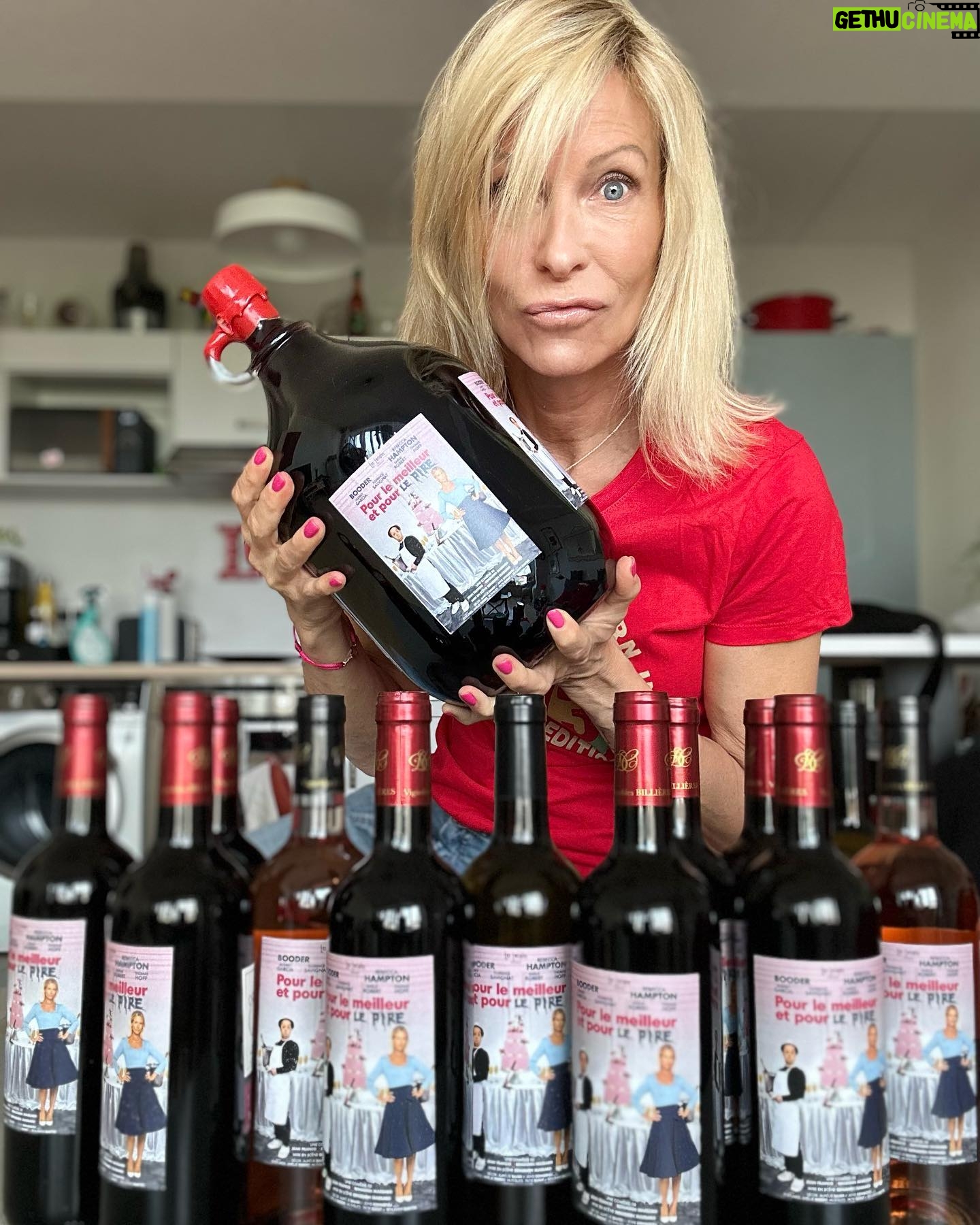 Rebecca Hampton - 1.1K Likes - Merci à mon Eric, pour ces merveilleuses bouteilles de ce délicieux vin!
De quoi boire toute la 51eme annĆ©e šā¤ļø
@ericbillieres @domaine_du_cassard #pourlemeilleuretpourlepire #vin #bordeaux #prestige #etiquette #theatre #birthday #happy #love