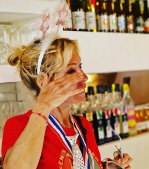 Rebecca Hampton Instagram - C’est avec beaucoup de bonheur et d’émotions que j’ai passé cette journée
Je ne vous remercierai jamais assez!
Avoir fêté mon anniversaire à Marseille était déjà fantastique, mais là, vraiment…