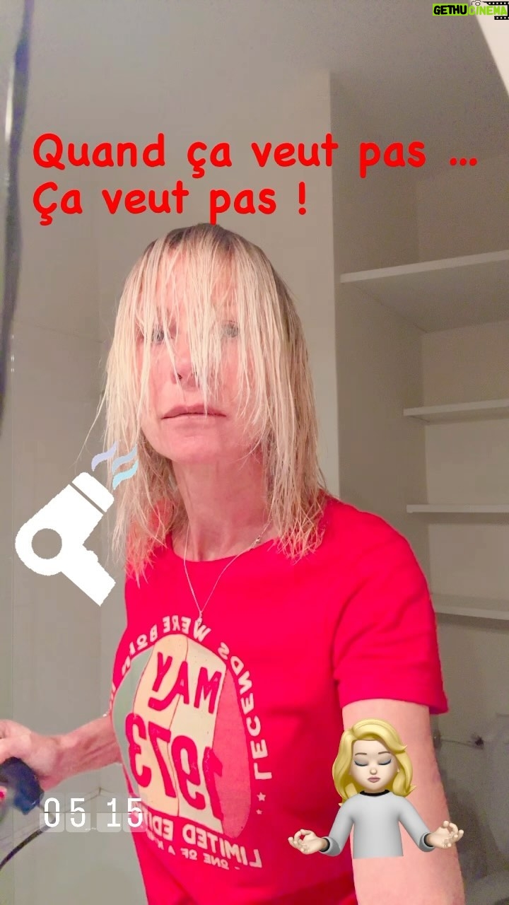 Rebecca Hampton - 2.5K Likes -
