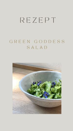 Rebecca Lina Instagram - Wir sind alle sooo begeistert von diesem Salat! Wenn du also gerne grünstes Gemüse magst dann ist das dein Sommersalat !

Green Goddess Salad 

Zutaten: 
1 Spitzkohl / oder ein halber Weißkohl 
1 Salatgurke
2 -3 Frühlingszwiebel
Schnittlauch
Dill 

Für das Dressing alles im Blender mixen: 
2 Knoblauchzehen
1 Schalotte
Etwa 200g Baby Spinat oder eine kleine Tüte 

1 Handvoll  Basilikum
50 ml Zitronensaft 
100 ml Olivenöl 
2 große Löffel Reisessig
Etwas Ahornsirup oder Agavendicksaft 
Hefeflocken nach Geschmack 
100 g Walnüsse
1 TL Salz

Dann alles miteingebt vermengen und genießen 
Ich dekoriere im Sommer gerne mit essbaren Blüten und super lecker schmeckt der Salat mit Nachos