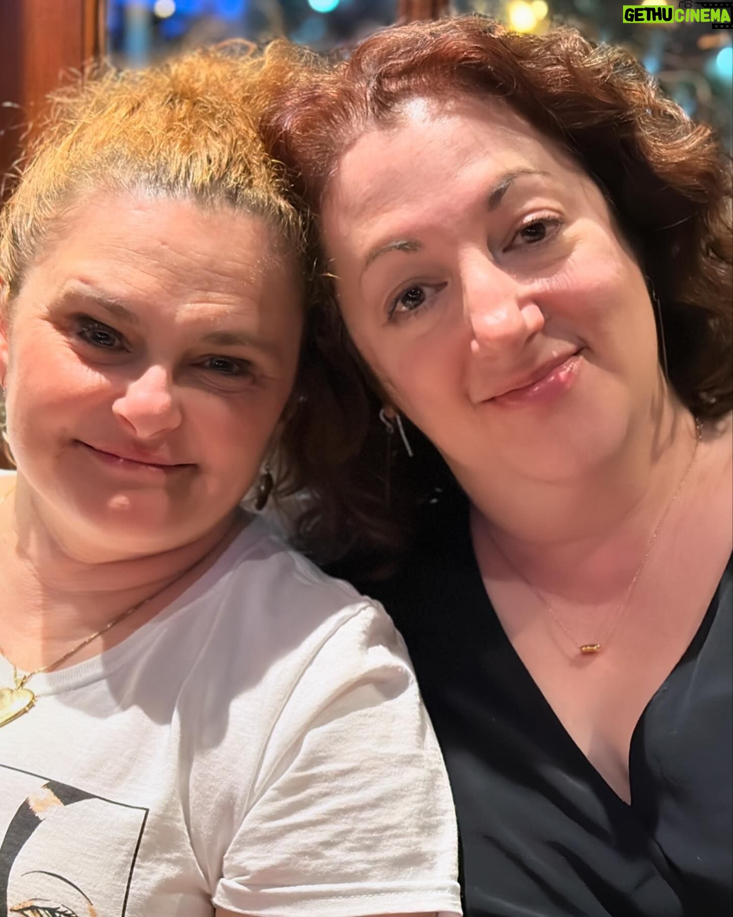 Rebecca Metz - 146 Likes - Passover 2024
1 - Quenelle lesson from Dad, forever upping his gefilte game
2 - let all who are hungry come and eat
3 - then let these three do approx. one thousand dishes
4 - bestie afterparty @thejester_nj