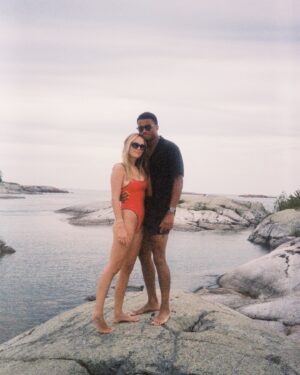 Rebecca Rittenhouse Instagram - ❤️ Happy Valentine’s day❤️