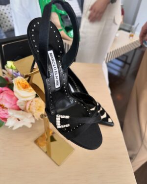 Rebecca Rittenhouse Instagram - Ladies who lunch!  
 
Thanks for having me @manoloblahnik 💕 
 
I remember saving up for my first pair of #manoloblahnik black suede pumps because I knew they would never go out of style. They’re still in my closet today ☺️
