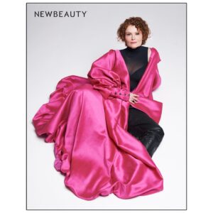 Rebecca Wisocky Instagram - Thanks for making me feel cute & not a day over 149! @newbeauty 🥰

“As fan-favorite #HettyWoodstone on CBS’ most-watched comedy series @ghostscbs , @rebeccawisocky is having a lot of fun playing a 150-year-old ghost who is figuring it out. “She gets it all wrong a lot of the time.”

In an exclusive interview, Rebecca opens up about turning 50, self-care, and her best beauty tips— Link in bio”

Photographer: @rikerbrothers
Written by: @liz.ritter
Makeup: @mariedelprete
Hair: @vincentlowellhair
Stylist: @josephcassell1