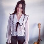 Rebecca Breeds Instagram - 🖤🤍🖤🤍 @alc_ltd @jbrandjeans @matonguitars @sydneylopez