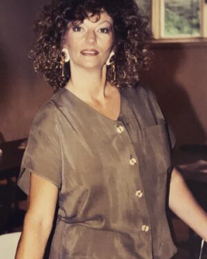 Rebecca Gayheart Instagram - Happy Mother’s Day to my beautiful mamma. Tough as nails but the mom everyone opened up to because she listened and guided us with love ❤️ I love you so much and now I understand you so much better. Thank you mom for ALL that you did and do for me . #mothersday #flonevagayheart #motherlover