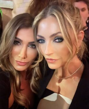 Rebecca Gayheart Instagram - About last night 🖤🤍🖤 @charlespfinch @chanelofficial @bevhillshotel . #oscars2024 #fashion #film #friends