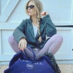 Rebecca Gayheart Instagram – Time to hit the road 💜. #easterweekend #caligirl #letsgo
