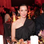 Rebecca Hall Instagram – Thank you for having us @dior
@mariagraziachiuri
#DiorxBrooklynMuseum
#DiorBAB2024
 🖤💋