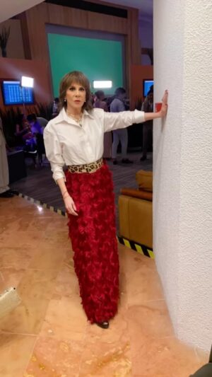 Rebecca Jones Instagram - @cabotelenovela 

♥️♥️♥️💥♥️Te invito a ver el comienzo de esta gran historia el próximo 

OCTUBRE 24 
9:30 

@canalestrellas 

@elgueromex 
@salvadorgarcini 
@feznoriega 

#cabotelenovela #ilovemyjob #estreno 

@marcontrerasof @carlos_athie @matlechat @diego_amoz @rafaelinclan