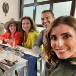 Rebecca Jones Instagram - Ayer fue un día de risas y celebración con amigos muy pero muy queridos, en el cumple de nuestro @bernardonajera excelente director de fotografía y compañero entrañable. Gracias Bernie por este fieston divertido y comida exquisita ♥️ @marcontrerasof @rafaelinclan @marciacoutino @feznoriega