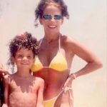 Rebecca Jones Instagram - Days of sun, sand and lots of sea kelp for the strands 🌊
