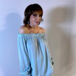 Rebecca Jones Instagram - GRACIAS A LA VIDA POR UN NUEVO AÑO LLENO DE ESPERANZA Y SALUD!!!! 2022 fue un año por demás difícil para mi y para muchos más, pero lleno de enseñanza y cambios. De las cosas más hermosas fue haberme dado cuenta del gran amor que tengo a mi alrededor, y no hay regalo más grande que ese. GRACIAS a todos ustedes que no pararon de tenerme en sus oraciones y en su apoyo incondicional. Adiós a Lucía, un personaje que me dió tanto y me permitió crecer como actriz. Deseo para todos que este #2023 venga cargado de salud, amor, esperanza y bendiciones!!! Les amo con todo mi corazón ♥️♥️♥️♥️♥️♥️♥️