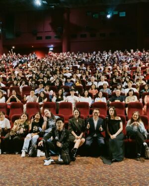 Rebecca Lim Instagram - So happy my family could turn up in full force to support my very first leading role in a movie! 🤍🥹🤍 
Thank you Kelvin Tong 导演 for this amazing ride 🙏🏻

Pregnancy hormones definitely made me very emotional and teary eyed from all the love received from friends and fans alike at our Singapore gala premiere 🤍

#ConfinementTheMovie premieres in Singapore, Malaysia and Hong Kong TOMORROW 😊 It would mean so much to us if you give it a chance and watch it in the theatres. 
Sincerely hope you enjoy it 🤍