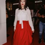 Rebecca Lim Instagram – What a fun night out ❤️🖤❤️

Makeup @shaunleelee @armanibeauty 
Hair @dexterng 
Outfit @carolinaherrera @jihg.21 
Photo @josedanielretrato