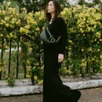Rebecca Lim Instagram – A moment in time 🩶🤍🩶 @burberry #burberry