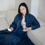 Rebecca Lim Instagram – Life is never the same but it is so beautiful 🤍
Glad to have Hegen by my side to make Mama duties a lot more sustainable, functional and dependable. Extra points for such clean aesthetics 🩷 This @hegen pump I bring on the go is so handy and reliable too! 🤍💪🏻
Sending love to all Mamas who are trying their best everyday 🤍

#Hegen #morethanjustabottle