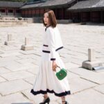 Rebecca Lim Instagram – Fill your life with love and sunshine 🤍☀️🤍 

@gucci #GucciBamboo1947