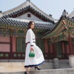 Rebecca Lim Instagram – Fill your life with love and sunshine 🤍☀️🤍 

@gucci #GucciBamboo1947