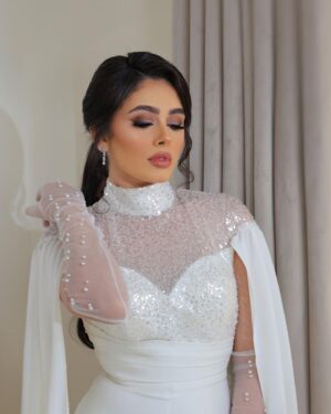Reem Ahmed Instagram - 🤍White is pure and simple and matches with everything.  Christian Dior  #makeupartist 💄@nooraudii #fashiondesigner 👗 @salyomar #hairstylist 💇🏻‍♀️@mohamedib
