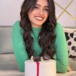 Reem Ahmed Instagram - شكرا قوى على المفاجأة الحلوة دى 🥰♥️ بحبكوا 😘😘😘 @tantawi.heba @aya_elsheriff @yasmi.nelsherif @fatma_mohamed_videographer