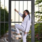 Reem Ahmed Instagram - Baiet suit available now in 4 colours black / white / Cafè & gray @perleboutique Size : m/ l / xl For order dm 📩 . . With star ✨️ : @reem_ahmedofficial Makup artist : @aya_elsheriff Hairdresser : @yasmi.nelsherif Vediography : @fatma_mohamed_videographer Photography : @ahmed_halim_photography Owners : @tantawi.heba : @emanabdlbadiaa : @mennaasa3ed Studio : @lacaraeg . . #perleboutique #whitesuit #blacksuit #readytowear