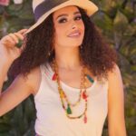 Reem Ahmed Instagram - #summervibes 😍❤️ 📸 💗 outfit by:@perleboutique new collection is ready now . Star 💫: @reem_ahmedofficial Makeup artist :@aya_elsheriff Photography:@eslamgamal287 :@aya_elsheriff Vediography:@fatma_mohamed_videographer Designing & styling by : @mennaasa3ed @heba.tantawi_official Studio session by: @lacaraeg