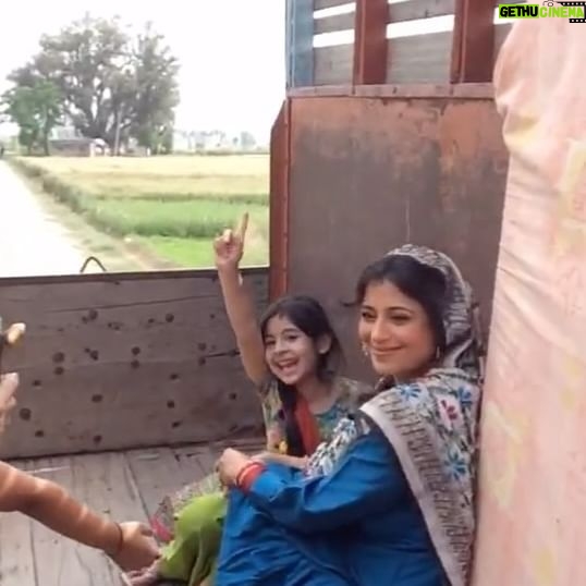 Reena Kapoor - 2.3K Likes - Came across this #bts video shot by @odiekhan (Ayub). Sweet memories of that wonderful show ☺️