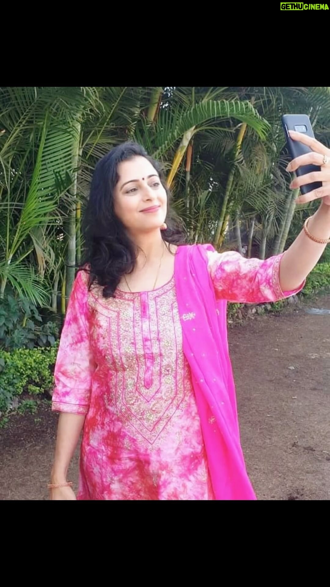 Reena Kapoor - 1.6K Likes -