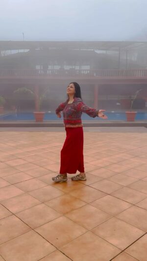 Reena Kapoor Instagram - Monsoon is the perfect time to plan a holiday in Maharashtra.Malshej ghat, Lonavala and many such destinations are perfect for a fun relaxed holiday or a trek in the mountains.