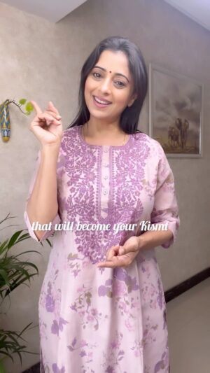 Reena Kapoor Instagram - Happy Navratri to all 🙏