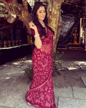 Reena Kapoor Instagram - Almighty is all around, within and without.