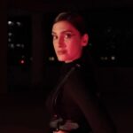 Reena Aggarwal Instagram – Finally 35 degrees wala video is here! 7 hours ki editing ne sach mein crazy kar diya 🤯😵💫
But I really hope y’all like it.Tag someone who would love to see this or share!
Idea was to create a styling video but camera samne aate hi andar ka actor bhi bahar aane lagta hai phir expressions aur dance nikalne lagte hain And honestly I can’t thank @varunraj_kalas enough for understanding what exactly I wanted coz it can get a lil difficult with me as I’m very specific about shots and on top we were a team of only 2 people jisme se ek camera ke samne aur camera ke peeche. Par Iss ladke ne kafi mehnat ki shoot pe 🫡
@ankitwadhwaphotography thankyouuu so@much for joining us later for the photoshoot and always supporting me with all your heart 🤗
Hope you all enjoy this as much as we enjoyed shooting it ❤️
Styled,Directed and edited by: Yours truly 💁🏻♀️
.
.
.
.
.
.
.
.
.
.
.
.
.
.
#songcover
