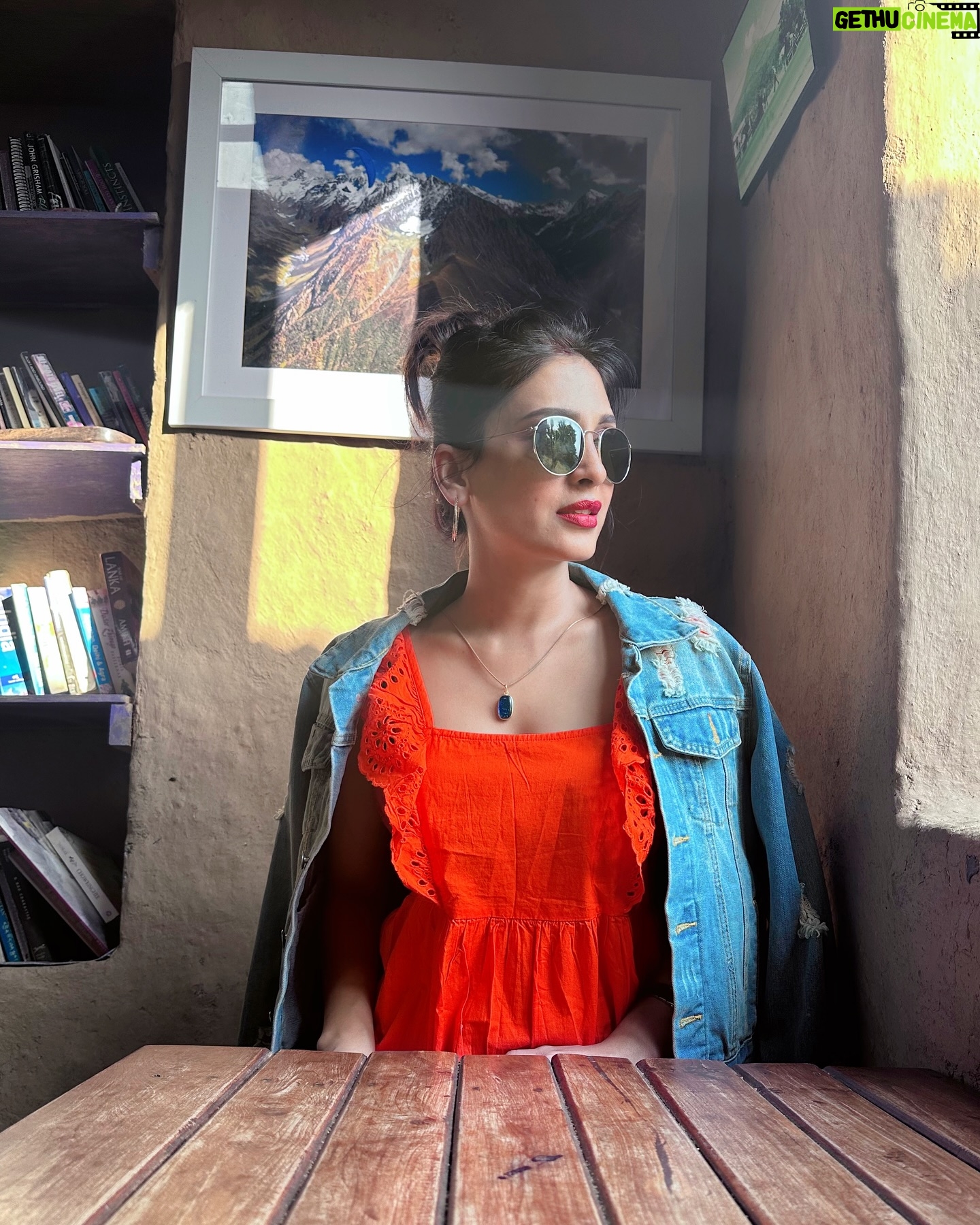 Reena Aggarwal Instagram - Himachali dogs and Himachali sky❤️🫶 Collecting memories…..swipe till the end to spot my favourite thing on the trip.. let me know in the comments what you see🙈 . . . . . #travel #travelphotography #travelgram #traveler #traveladdict #himachal #himachalpradesh #traveldiaries #himachaldiaries #birbilling #jibhi #hills #traveling #travellife #himalayas #travelinspiration #travelindia #travelandexplore #beautifuldestinations