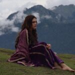 Reena Aggarwal Instagram - हो जाओगे मजबूर तुम भी कुछ इस तरह, हीर की मोहब्बत में रांझा था जिस तरह!! Chamba is A short love story inspired by @imtiazaliofficial films. For the Love of hills and for all those hearts may have beaten and got broken in love at some point in life. Music video out soon‼️ . . . . . . . . . #heerranjha #heerranjhaquots #lovequotes #quotes #quotesaboutlife #quotesdaily #quotesoftheday #quotesonlove #loveshayari #lovestory #love #inspired #lovesong #cinema #cinematic #cinematicshots