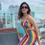 Reena Aggarwal Instagram – This RAINBOW is missing the Sri Lankan sky🌈🌧️

#ootd #throwback #casualstyle