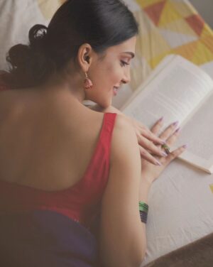 Reena Aggarwal Instagram - Priyatama ♥️

.
@pixelpassionfotography
@reenaaggarwal2
@pixellence_art

#explorepage #saree #sareelove #sarees #sareeindia #sareelovers #explorer #exploremore #trend