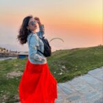 Reena Aggarwal Instagram - Himachali dogs and Himachali sky❤️🫶 Collecting memories…..swipe till the end to spot my favourite thing on the trip.. let me know in the comments what you see🙈 . . . . . #travel #travelphotography #travelgram #traveler #traveladdict #himachal #himachalpradesh #traveldiaries #himachaldiaries #birbilling #jibhi #hills #traveling #travellife #himalayas #travelinspiration #travelindia #travelandexplore #beautifuldestinations