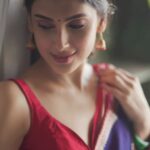 Reena Aggarwal Instagram – Priyatama ♥️

.
@pixelpassionfotography
@reenaaggarwal2
@pixellence_art

#explorepage #saree #sareelove #sarees #sareeindia #sareelovers #explorer #exploremore #trend