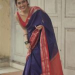 Reena Aggarwal Instagram – सारे दिन की थकावट दूर हो जाती है , जब रात को तुमसे बात हो जाती है! 🌼♥️
#explore #explorar #exploremore
#saree #sareelove #sareelovers #sareeindia
#trending