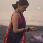 Reena Aggarwal Instagram – सारे दिन की थकावट दूर हो जाती है , जब रात को तुमसे बात हो जाती है! 🌼♥️

#explore #explorar #exploremore
#saree #sareelove #sareelovers #sareeindia
#trending