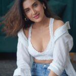 Reena Aggarwal Instagram – Wussup you emotionally unavailable people 🫵🏻how’s your week going 💬🤍
📸: @pixelpassionfotography
.
.
.
.
.
.
.
.
.
.
.
.
.
.
.
.
.
.
.
.
.
.
.
.
.
.
.
#portraitphotography #photoshoot #portrait #whiteshirt #denim #casualstyle #ootd #ootdfashion #style #styleinspiration #fashion #minimal #stylediaries #portraits #photography #shoot