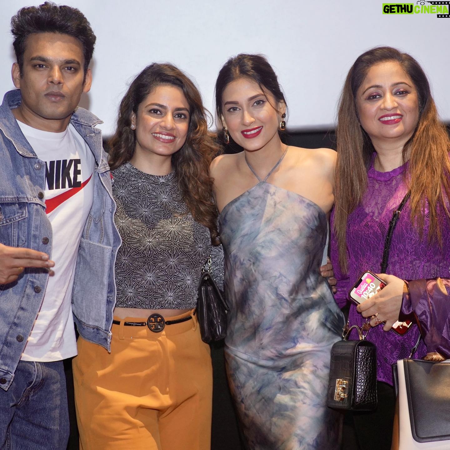Reena Aggarwal Instagram - My lil world in the world of Alpha Beta Gamma 🤍🧿